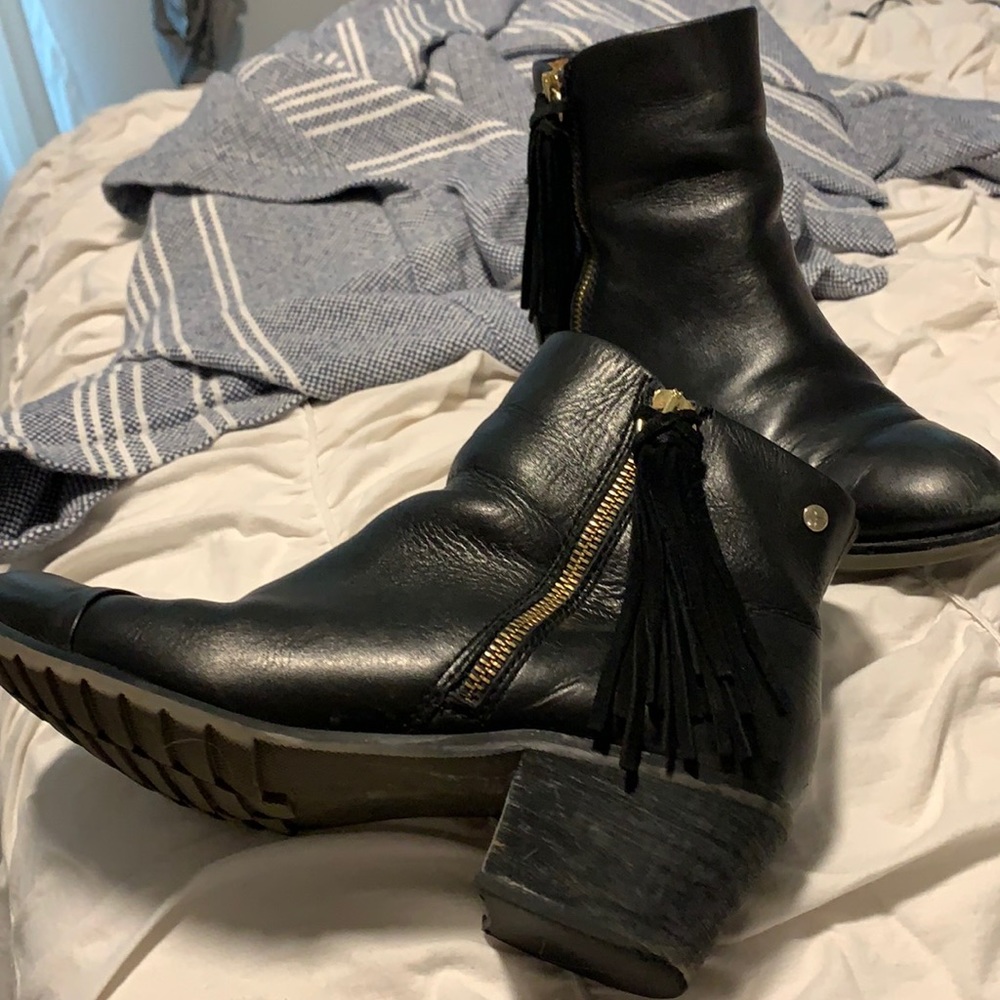 PIKOLINOS Black Leather Ankle Booties w/ Tassels